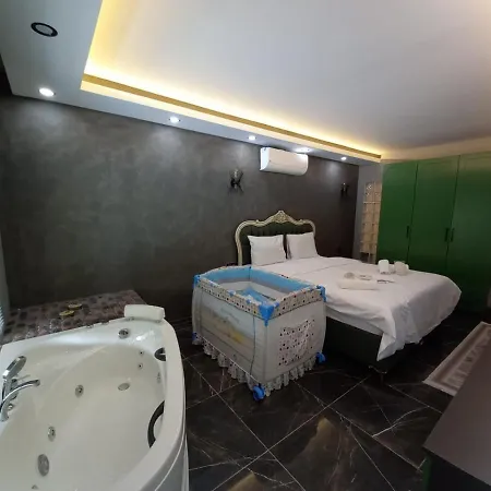 Charming Villa With Pool And Jacuzzi Surrounded By Nature In Sapanca * Sakarya (Marmara)
